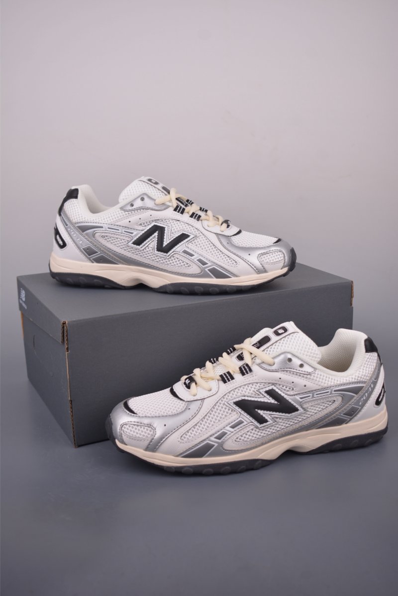 New Balance 204 view