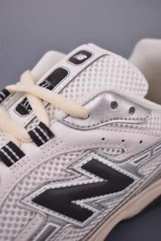 New Balance 204 view 7