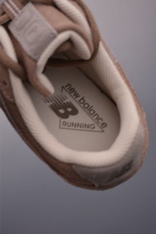 New Balance 204 view 9