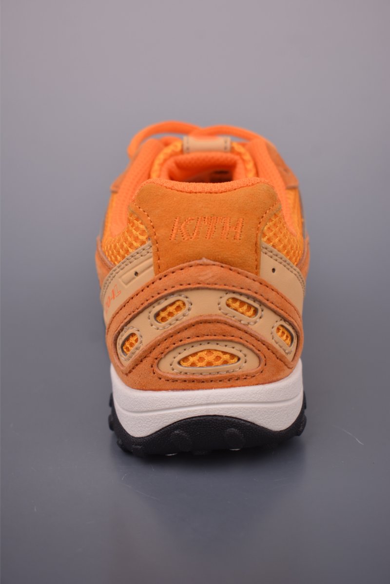 New Balance 204 view