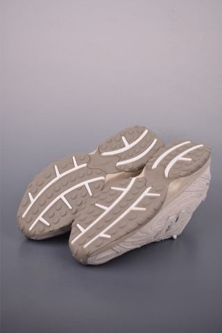 New Balance 204 view 3