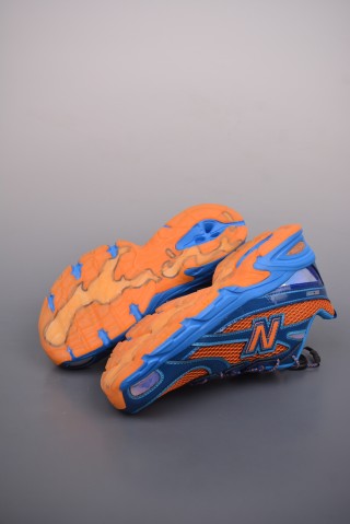 New Balance 740 view 3