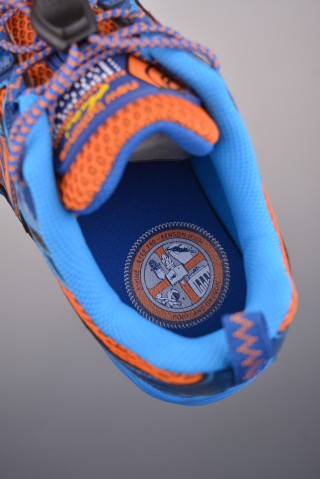 New Balance 740 view 9