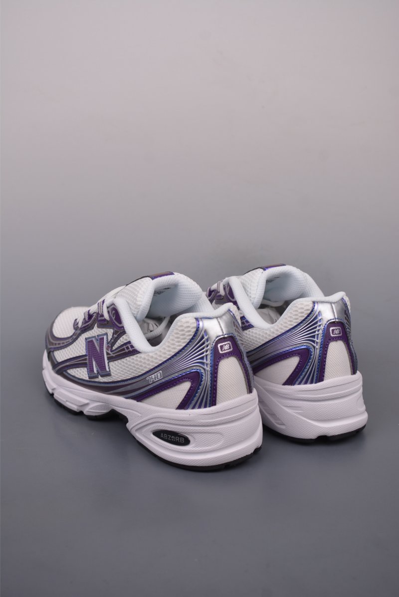 New Balance 740 view