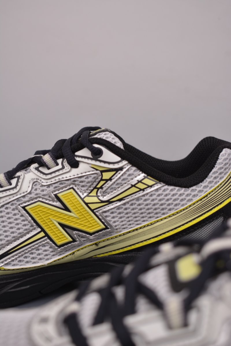 New Balance 740 view