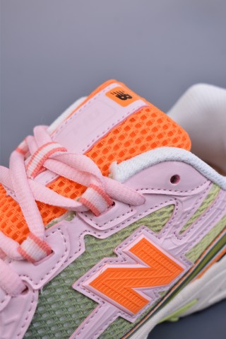 New Balance 740 view 7