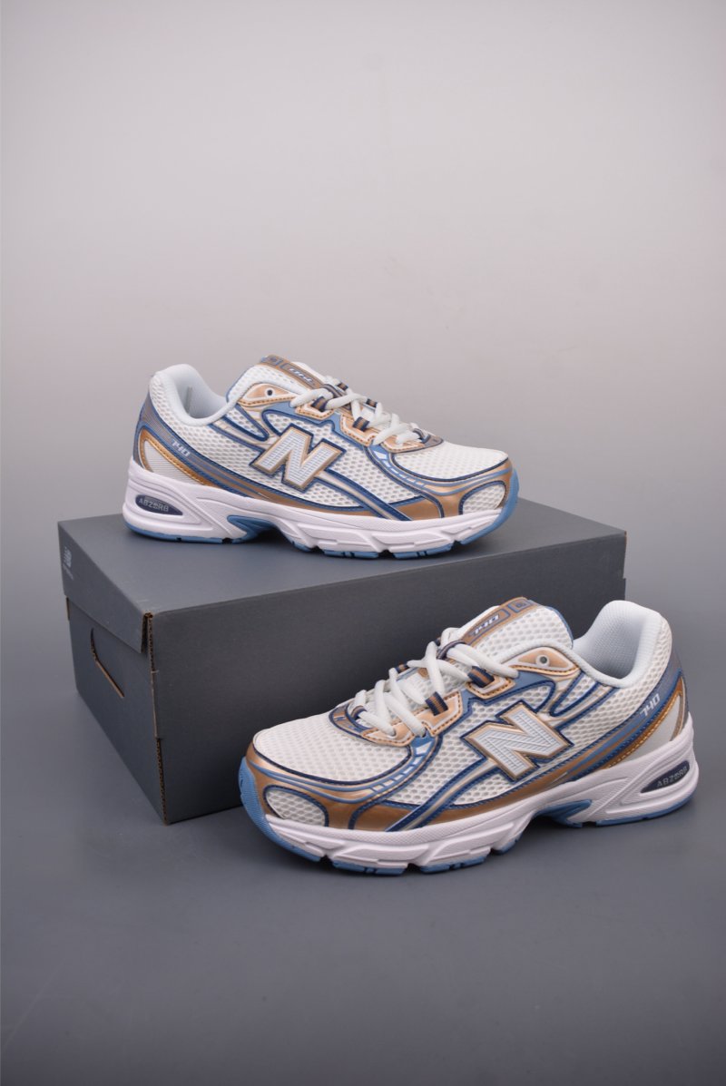 New Balance 740 view