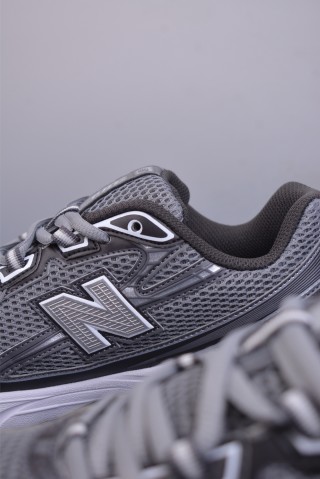 New Balance 740 view 8