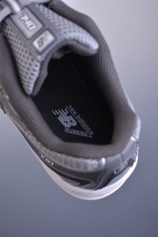 New Balance 740 view 9
