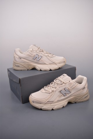 New Balance 740 view 5