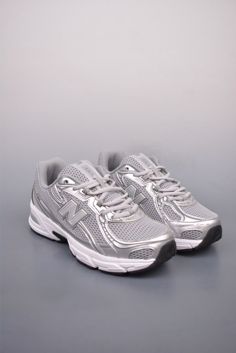 New Balance 740