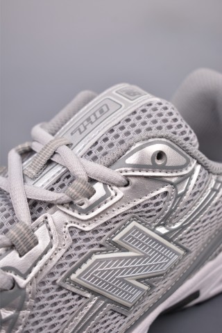 New Balance 740 view 7