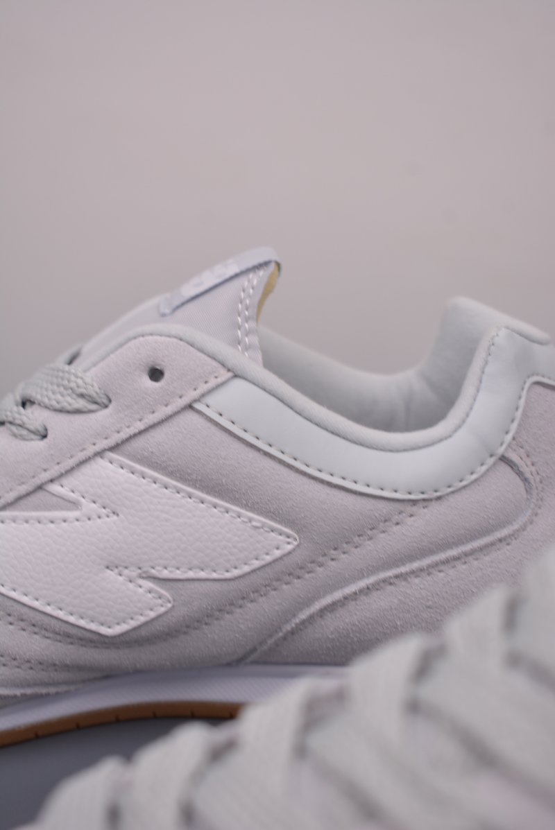 New Balance URC42 view