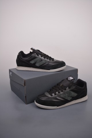 New Balance URC42 view 5