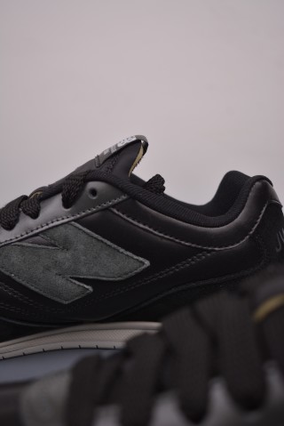 New Balance URC42 view 8