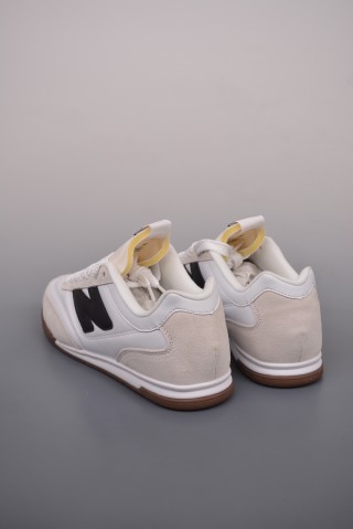 New Balance URC42 view 2