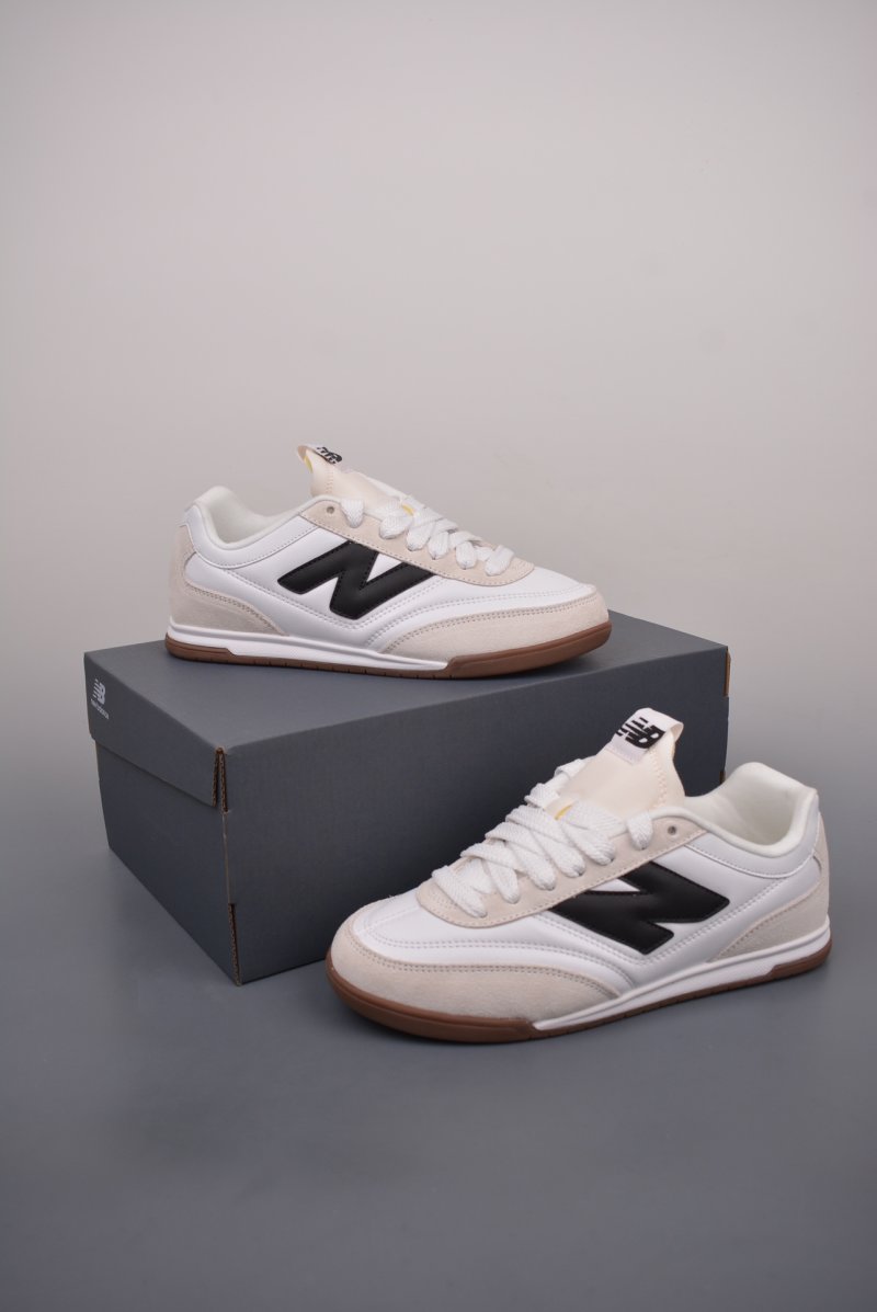 New Balance URC42 view