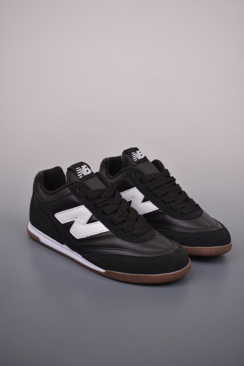 New Balance URC42