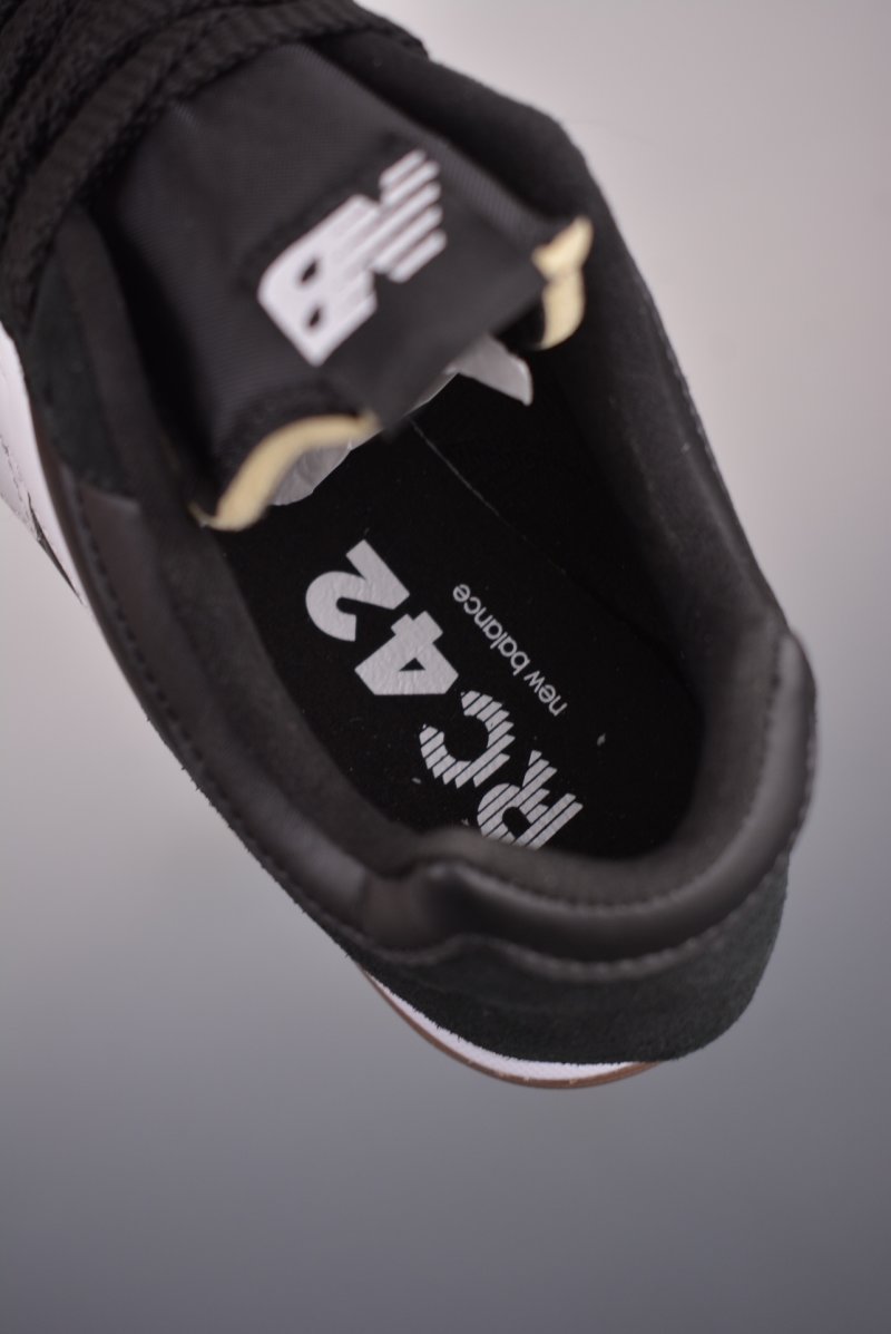 New Balance URC42 view
