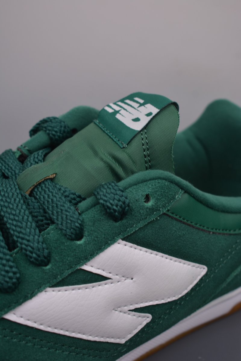 New Balance URC42 view