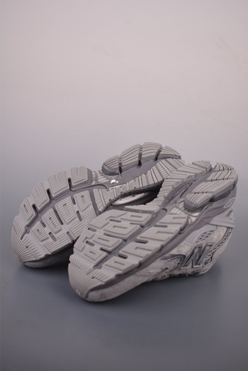 New Balance U1954 view