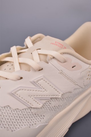 Stone Island x New Balance RC Elite V2 view 16