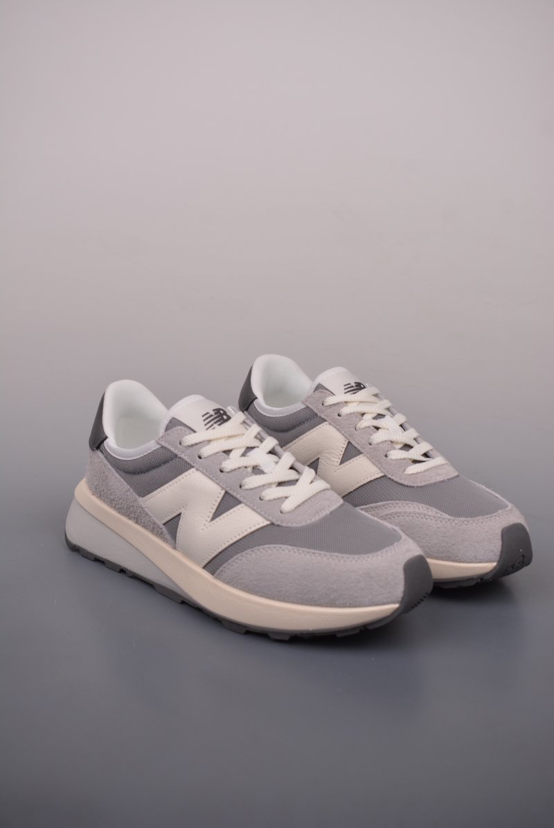 New Balance U370