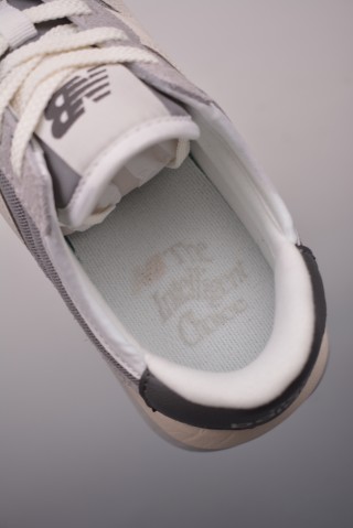 New Balance U370 view 9