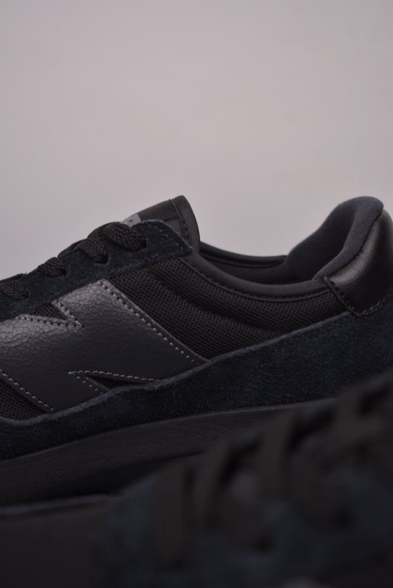 New Balance U370 view