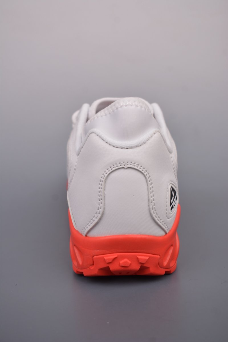 Nike ACG Air Exploraid view