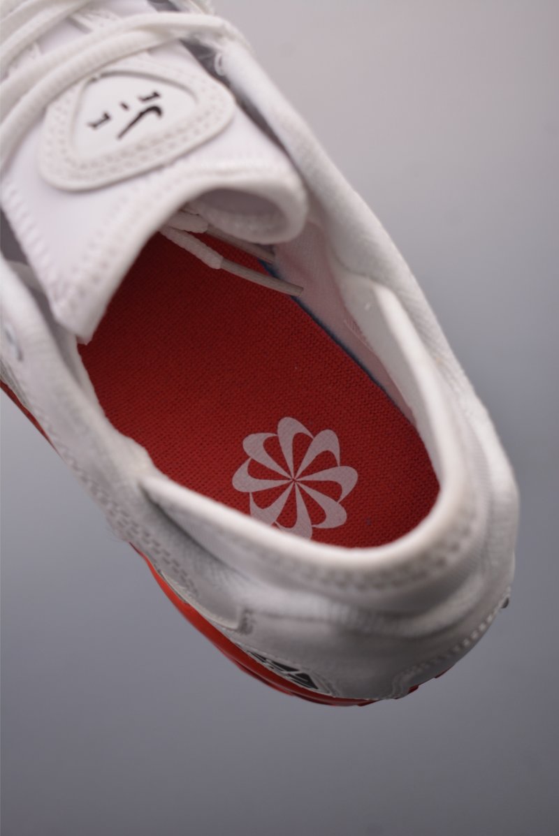 Nike ACG Air Exploraid view