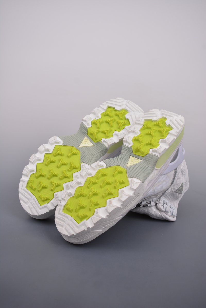 Nike ACG Air Zoom Gaiadome Gore-Tex view