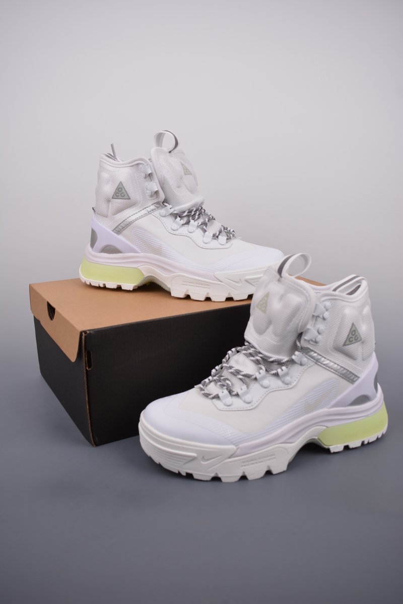 Nike ACG Air Zoom Gaiadome Gore-Tex view