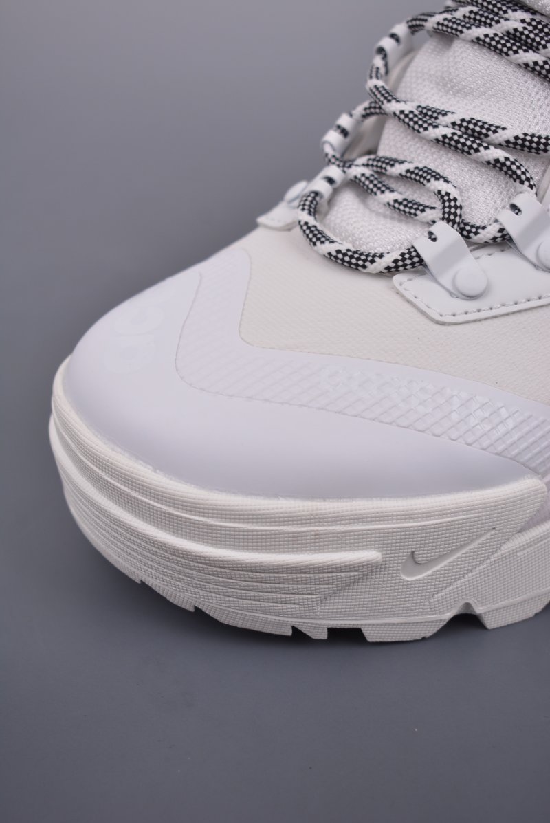 Nike ACG Air Zoom Gaiadome Gore-Tex view