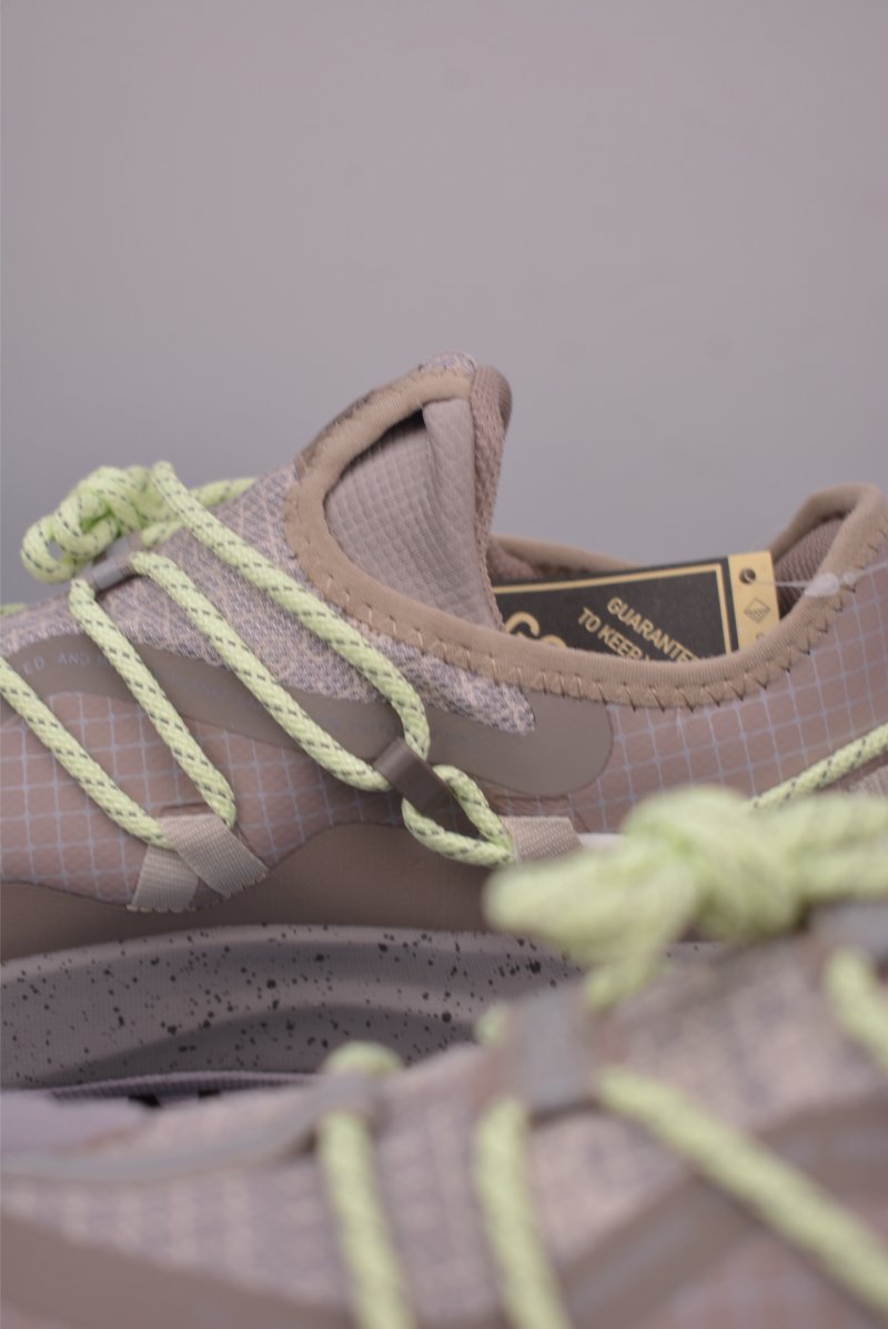 Nike ACG Mountain Fly Low GTX view