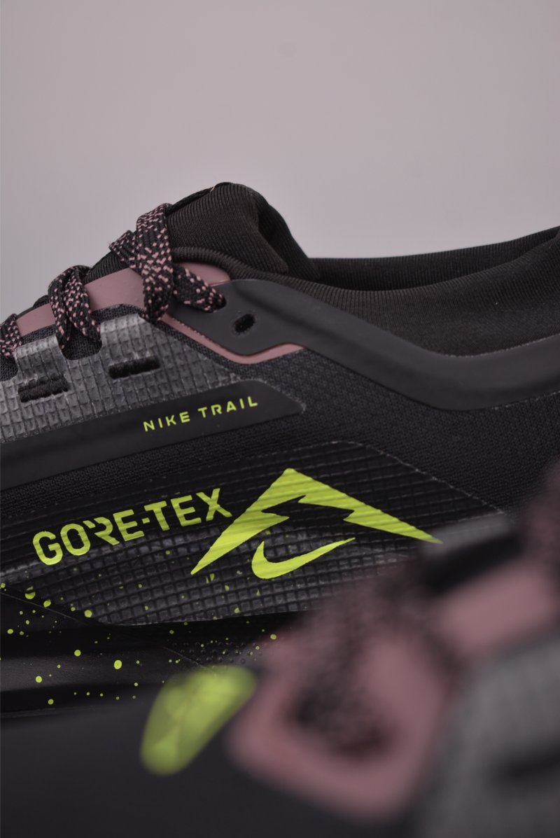 Nike ACG Zegama Trail view
