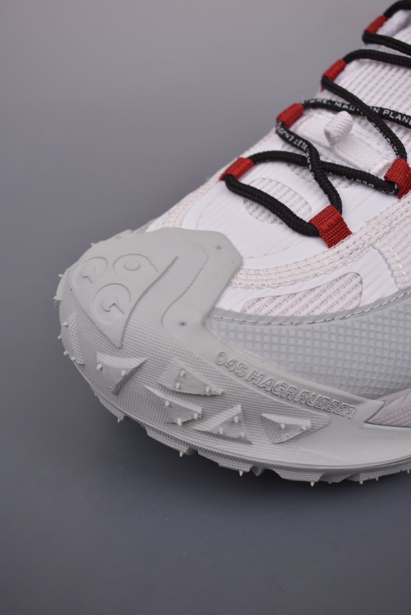 Nike ACG Mountain Fly 2 Low view