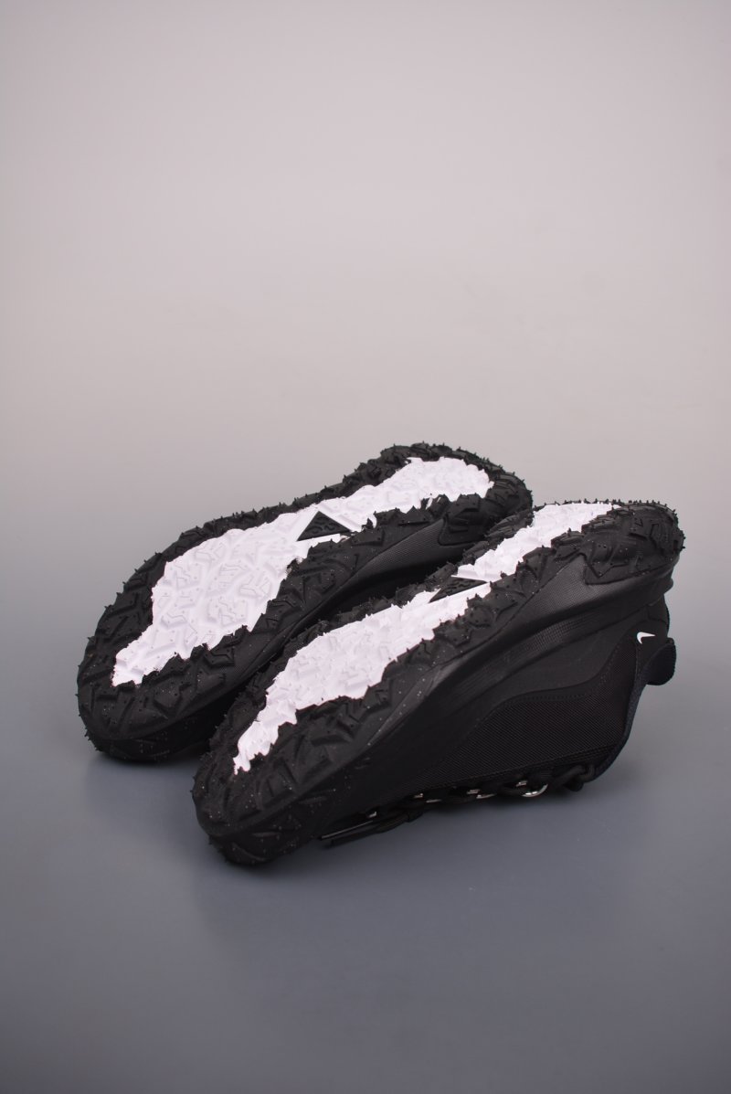Nike ACG Mountain Fly 2 Low view