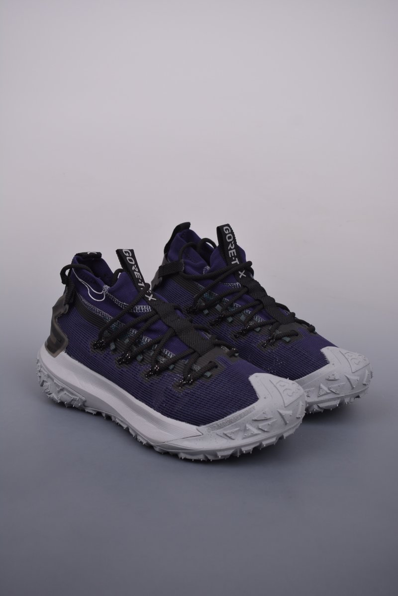Nike ACG Mountain Fly 2