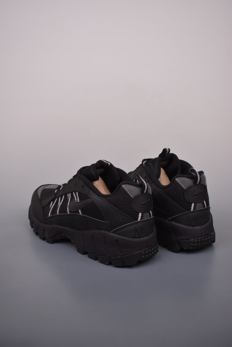 Nike Air Humara QS 'Vintage' view