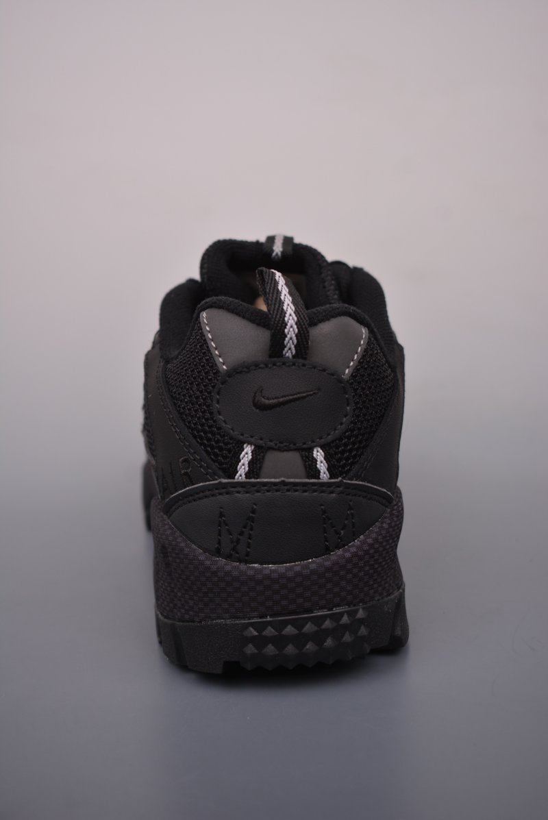 Nike Air Humara QS 'Vintage' view