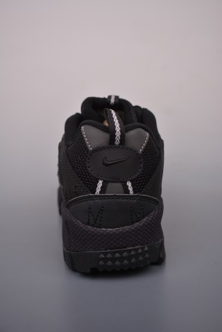 Nike Air Humara QS 'Vintage' view 4