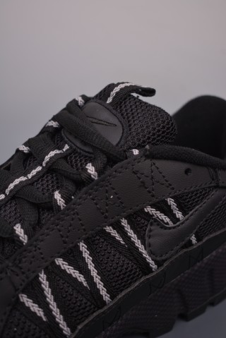 Nike Air Humara QS 'Vintage' view 7