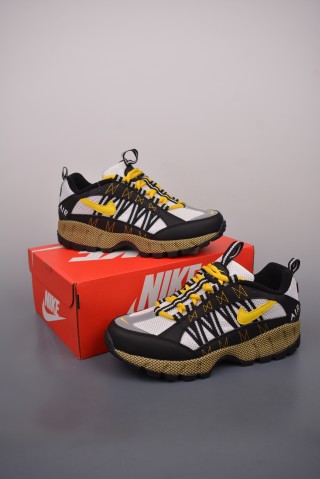 Nike Air Humara QS 'Vintage' view 5