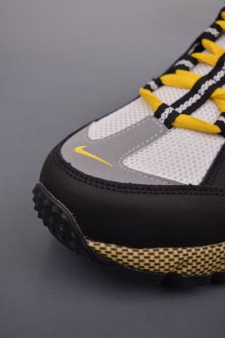 Nike Air Humara QS 'Vintage' view 6
