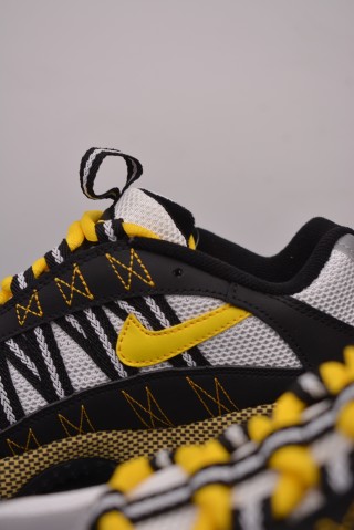Nike Air Humara QS 'Vintage' view 8