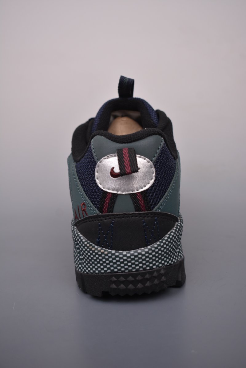 Nike Air Humara QS 'Vintage' view