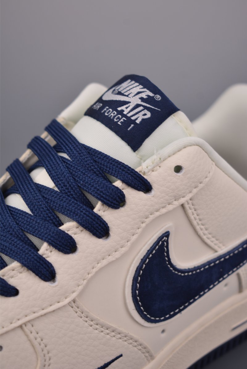 Nike Air Force 1 Low 'White / Red / Navy' view