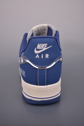 Nike Air Force 1 Low 'Dior' view 4