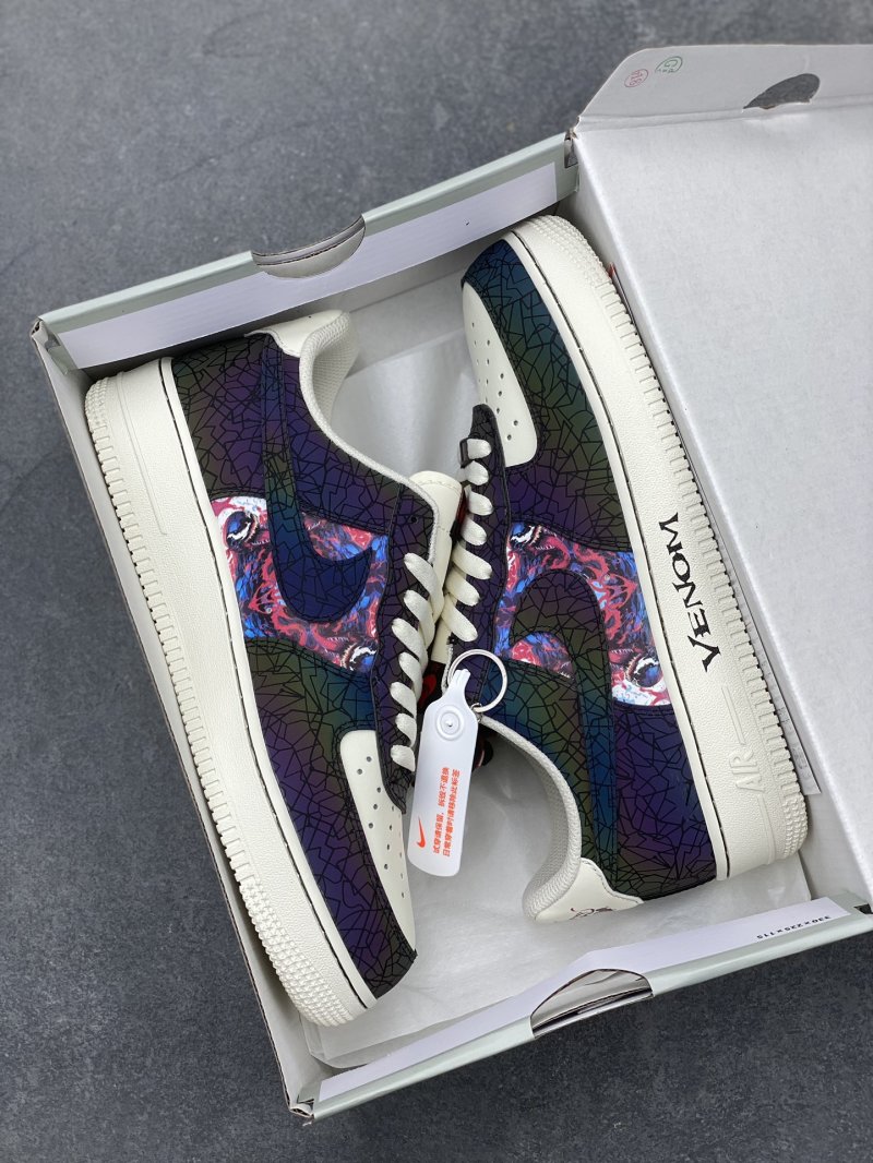 Nike Air Force 1 '07 Low 'Spider-Man' view